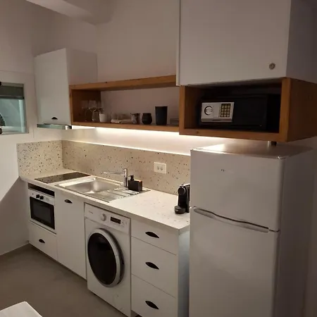 公寓 Gazia Sea View House -